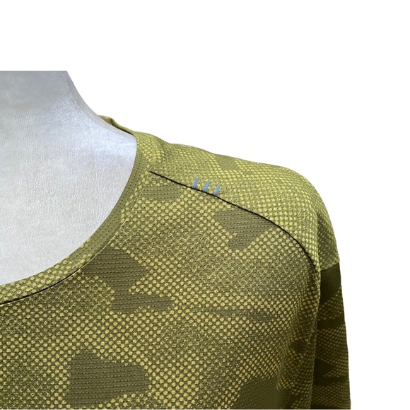 LuLu Lemon - Picture 9 of 15